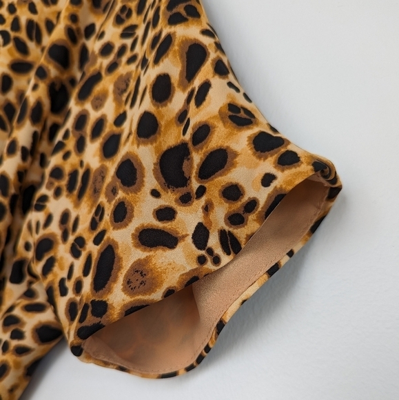 Babaton Wallace Cheetah Print Short Sleeve Lined Mini Wrap Dress Amber Blk- sz S - Picture 5 of 11
